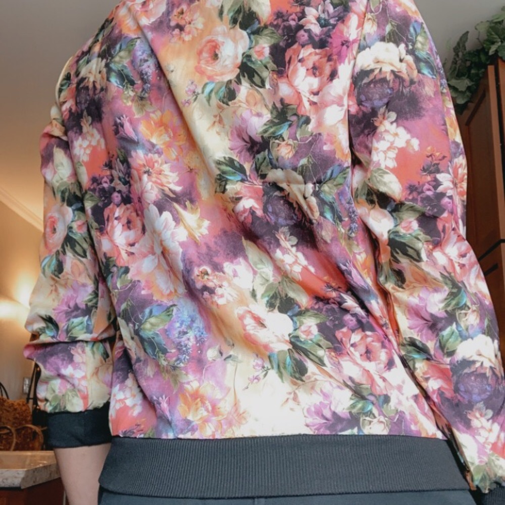 Jacket - Picture 3 of 3